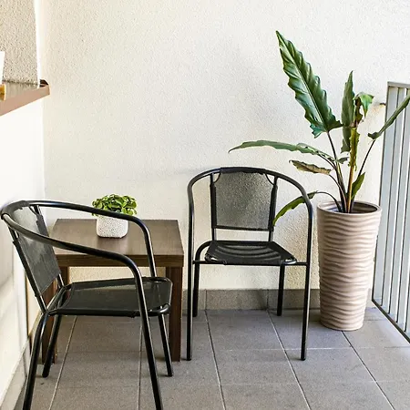 穆拉诺公寓 * 华沙